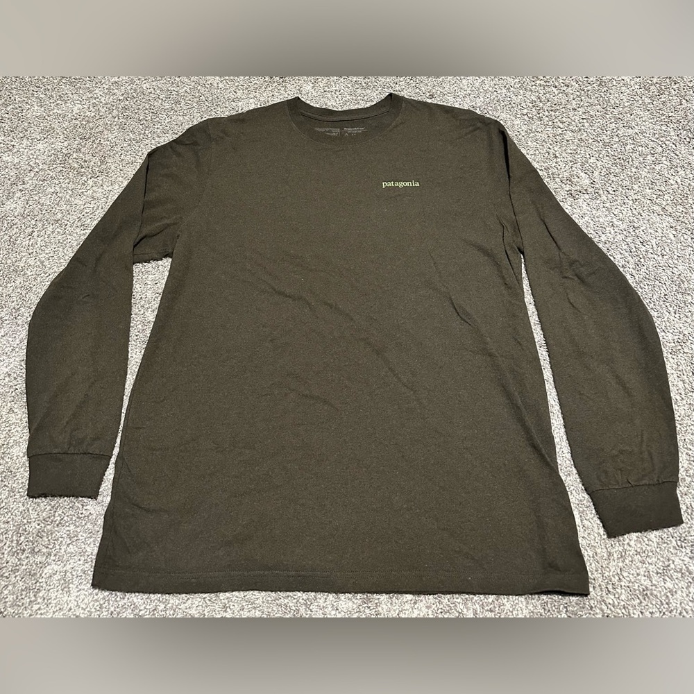 Patagonia Logo P-6 Responsibili-Tee L/S - Men’s Large (Logwood Brown)